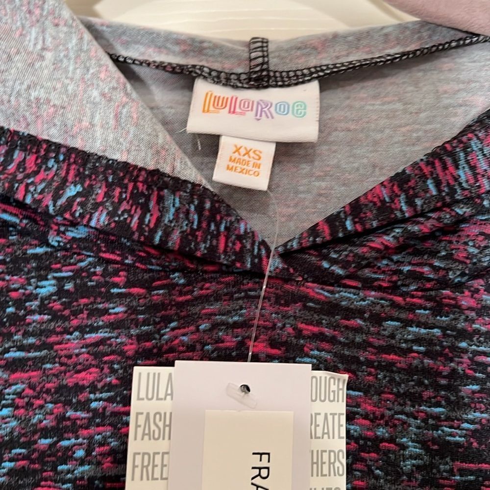 NWT LulaRoe Frankie Top - Picture 3 of 5